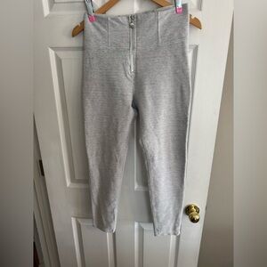 NWOT Freddy jean leggings - light grey